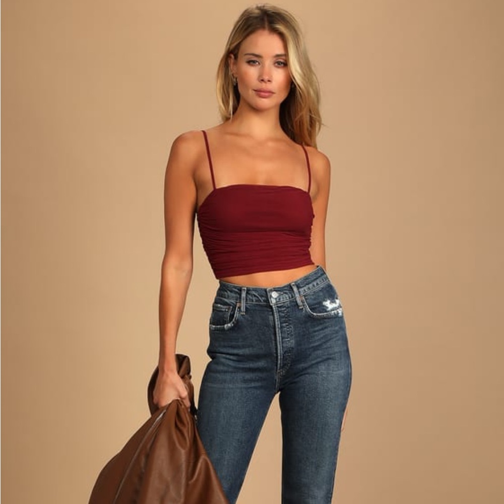 NWT Lulu’s burgundy ruched top